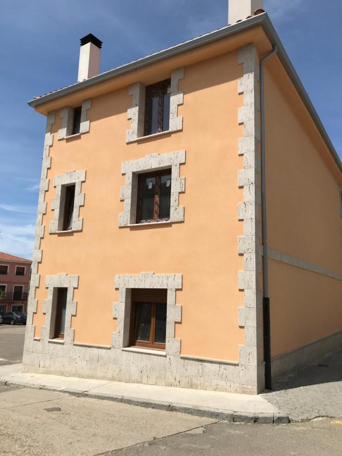 Apartamentos Turisticos Escorraladas Baltanas Exterior photo